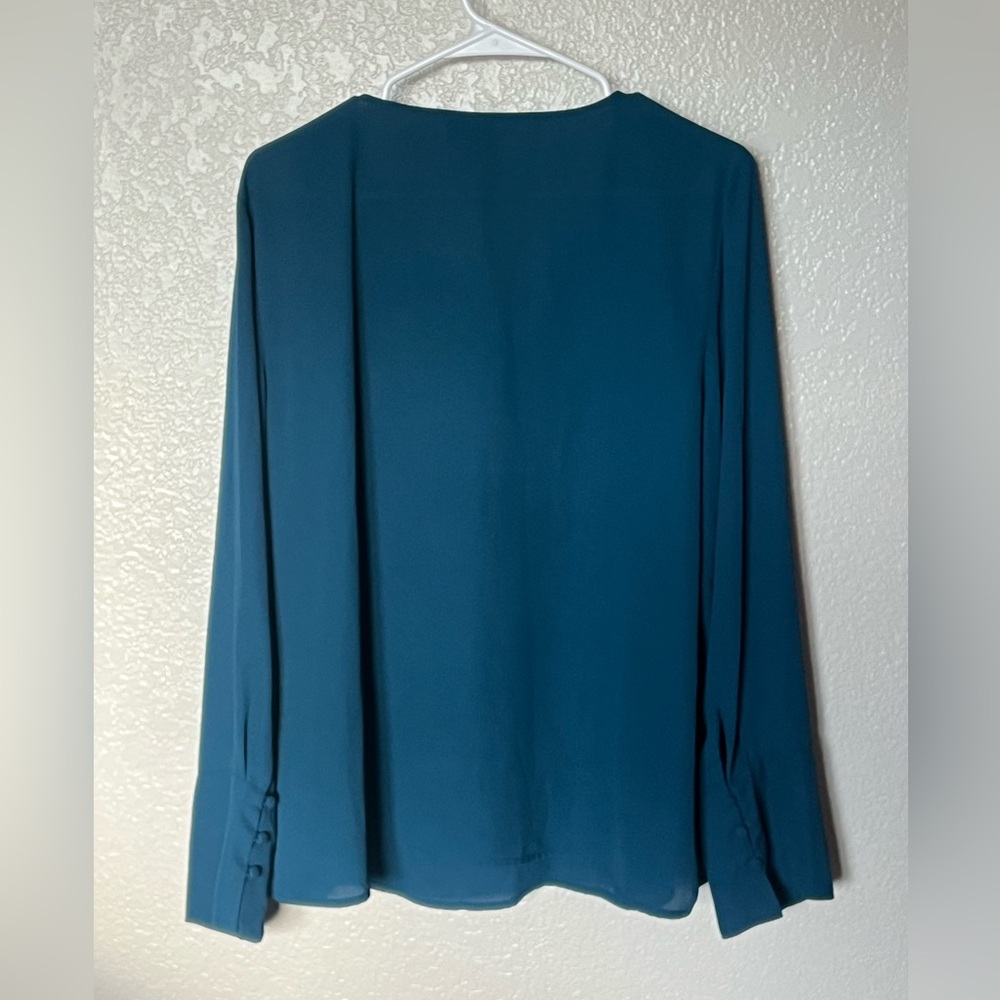 NWOT Worthington Teal V-Neck Long Sleeve Blouse - Picture 4 of 4